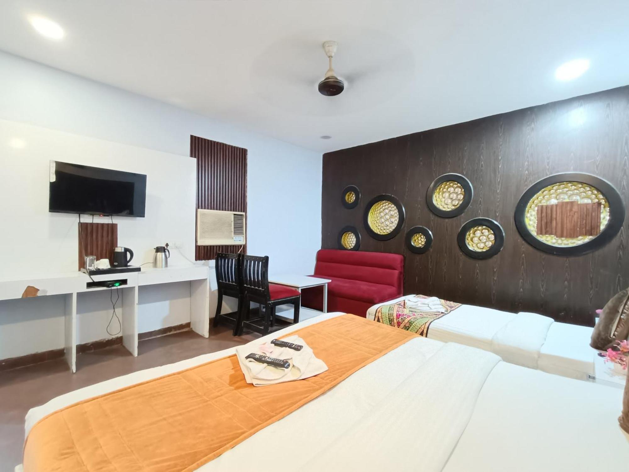 Hotel Heritage Walking 1 Minuit From R K Ashram Metro Station New Delhi